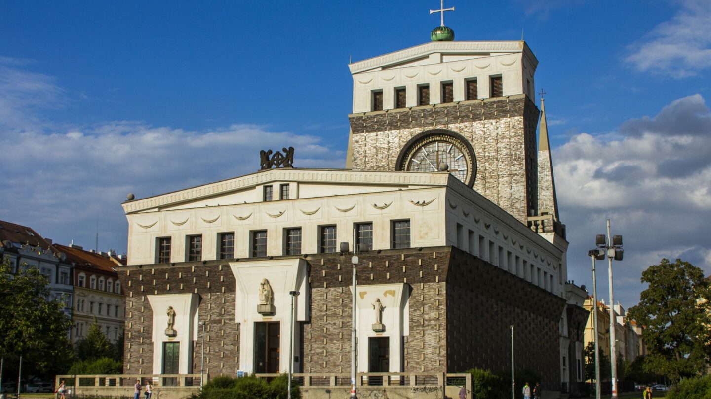 Kostel Nejsvětějšího srdce Páně na pražských Vinohradech