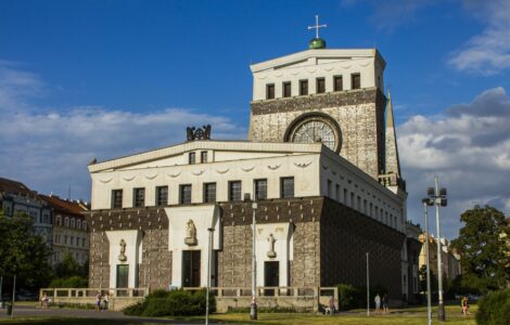 Kostel Nejsvětějšího srdce Páně na pražských Vinohradech