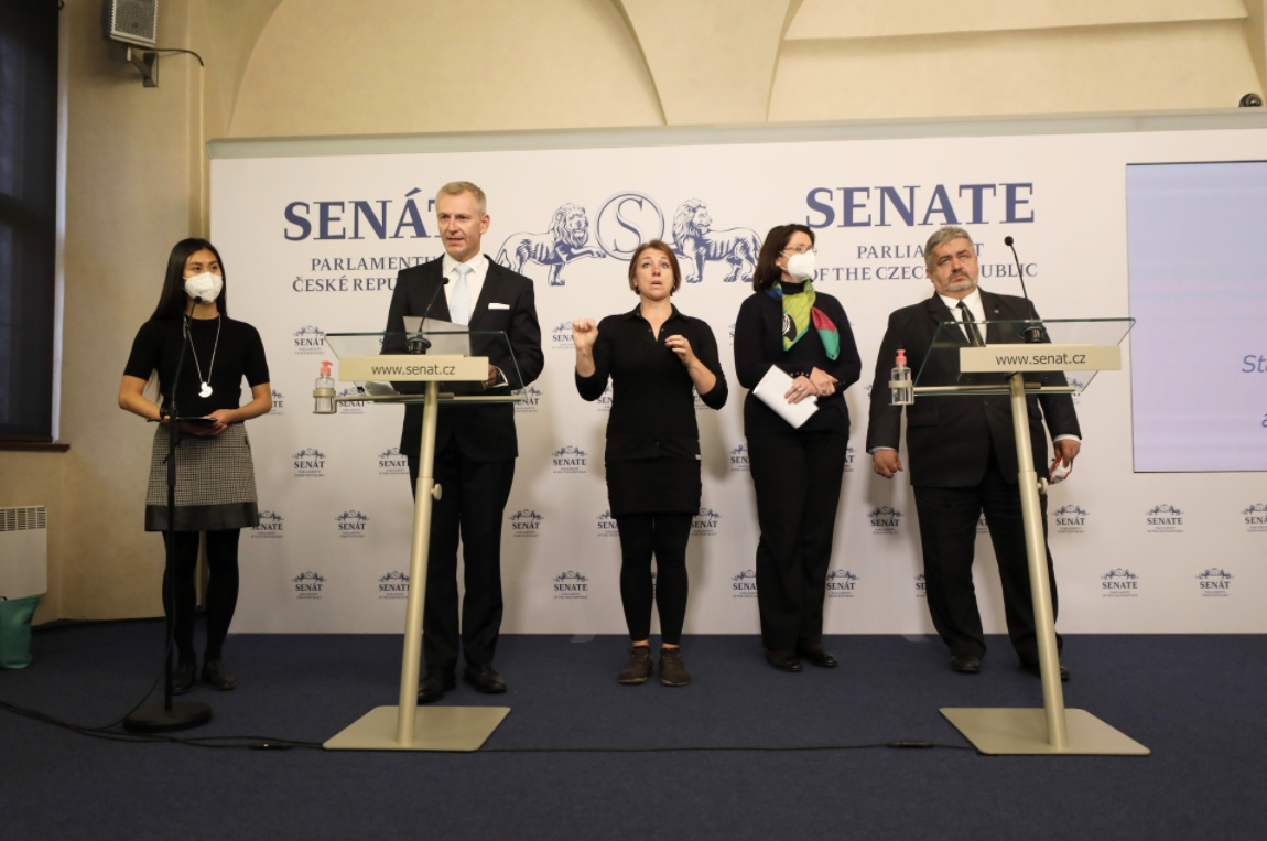 Tisková konference stálé komise senátu pro Ústavu ČR a parlamentní procedury