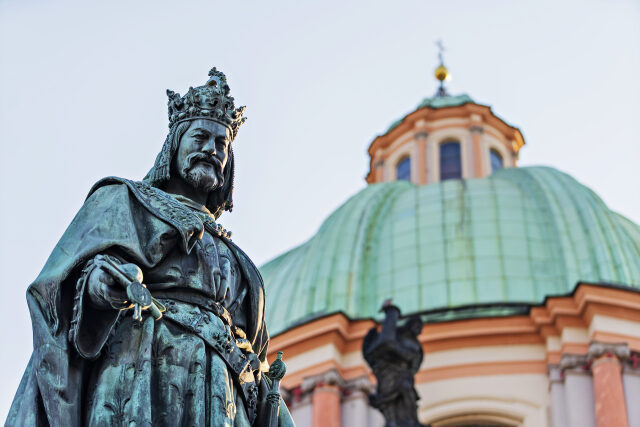 Socha Karla IV. na Křižovnickém náměstí u Karlova mostu na Starém Městě v Praze byla odhalena roku 1851