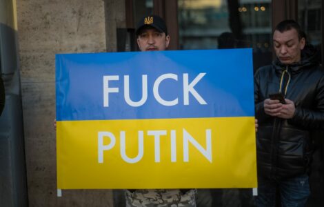 Demonstrace proti válce Putinova Ruska s Ukrajinou na Václavském náměstí v Praze (27. 2. 2022)