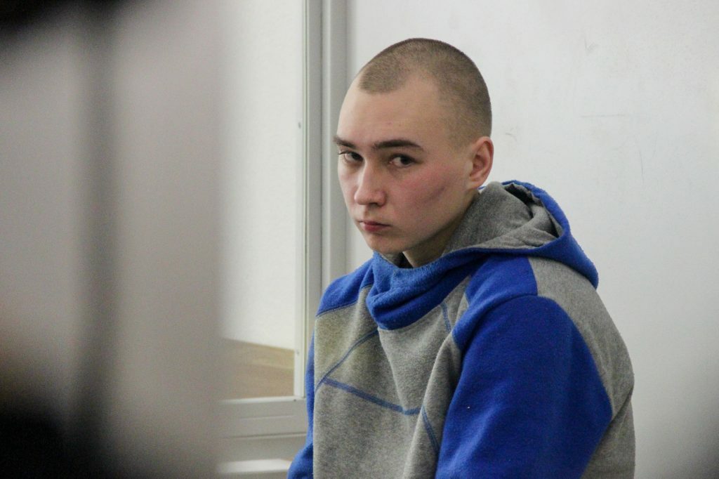Ruský voják Vadim Šišmarin, který je souzený na Ukrajině