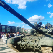Výstava zneškodněné vojenské techniky ruské okupační armády v Praze