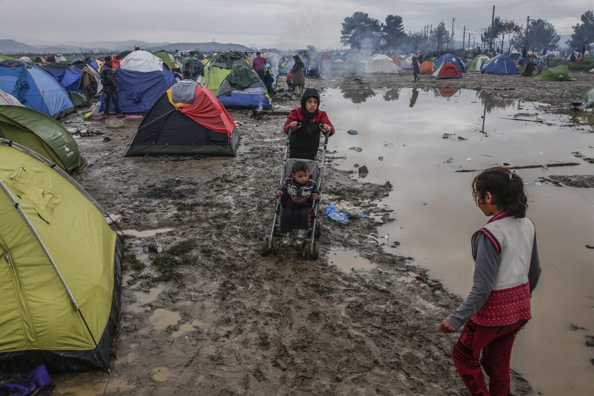 Životní podmínky v provizorním uprchlickém táboře Idomeni jsou otřesné.
