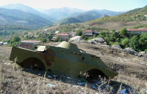 Pozůstatky starších bojů v Náhorním Karabachu, ilustrační foto