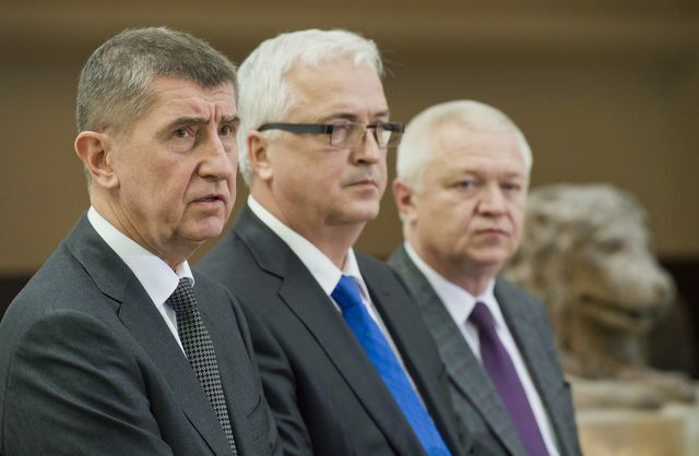 Zleva ministr financí Andrej Babiš, bývalý místopředseda hnutí ANO Jan Volný a první místopředseda ANO Jaroslav Faltýnek