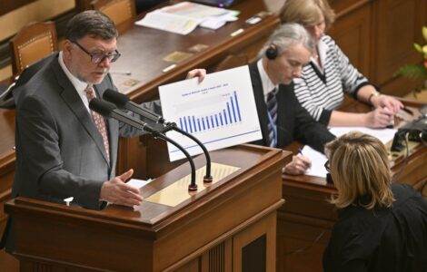 Ministr financí Zbyněk Stanjura (ODS) na schůzi poslanecké sněmovny.