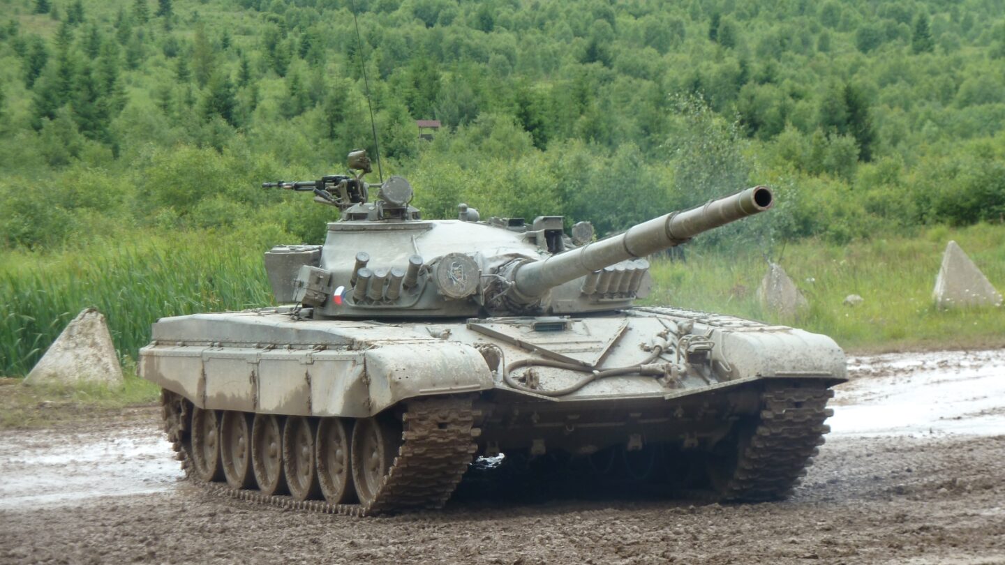 Tank sovětské výroby T 72