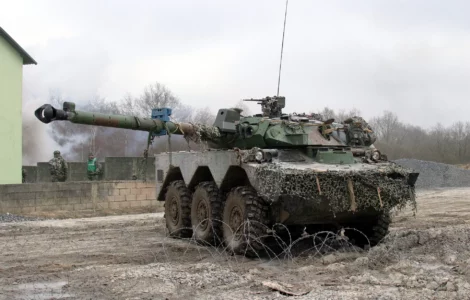 Francouzský obrněnec AMX-10RC