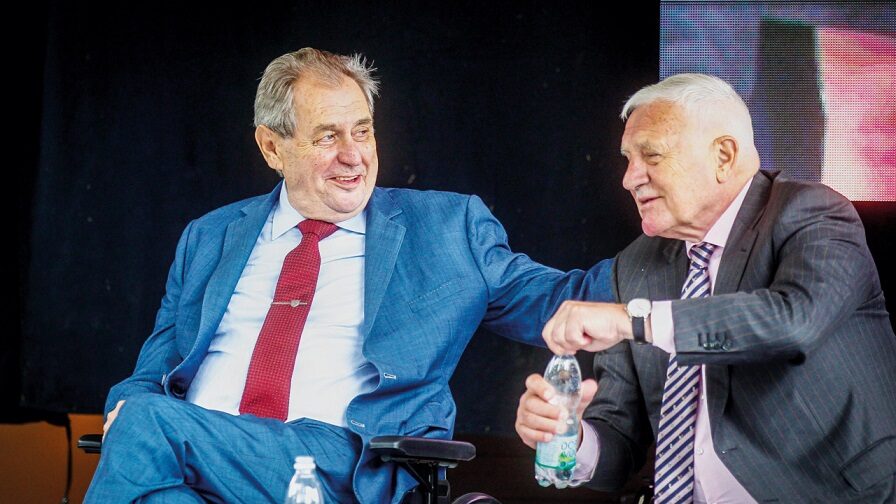 Miloš Zeman a Václav Klaus na zemědělské výstavě Země živitelka v Českých Budějovicích (25. srpna 2022).
