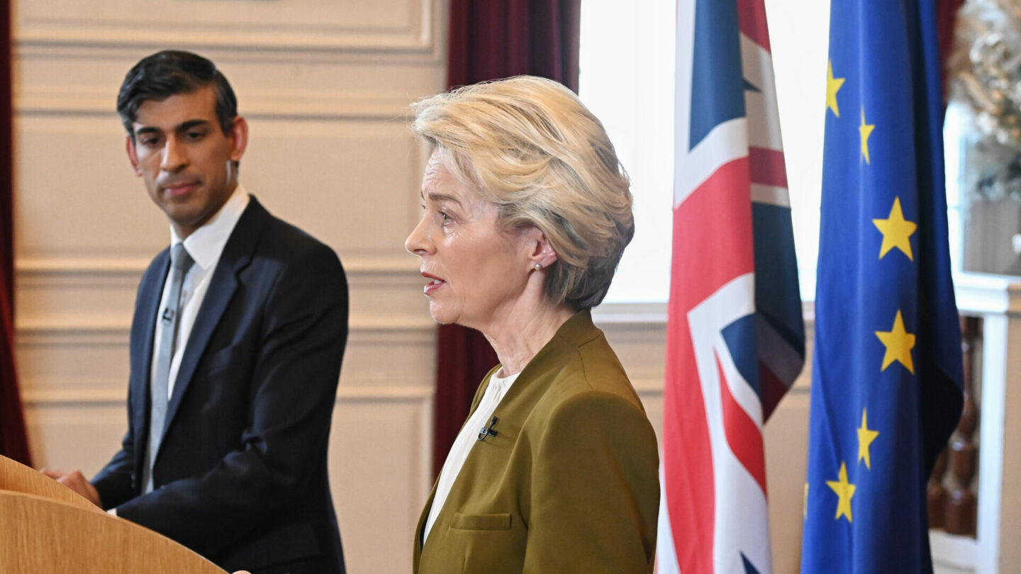 Britský premiér Rishi Sunak a předsedkyně Evropské komise Ursula Von der Leyen