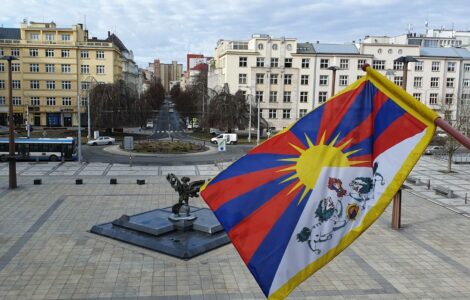 Tibetskou vlajku kromě Prahy vyvěsila například Ostrava