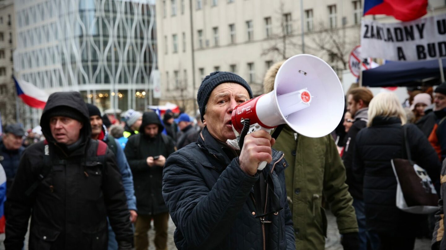 Muž, který vyzýval ke stržení ukrajinské vlajky z Národního muzea