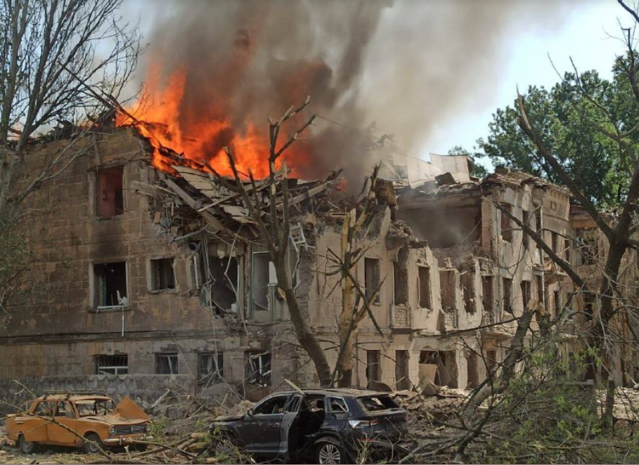Ilustrační foto (zničená ukrajinská nemocnice v Dnipru)