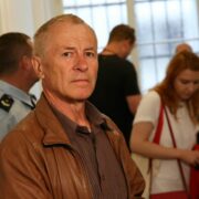 Aktivista Jaroslav Popelka u soudu