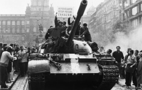 Ruský tank na Václavském náměstí, srpen 1968