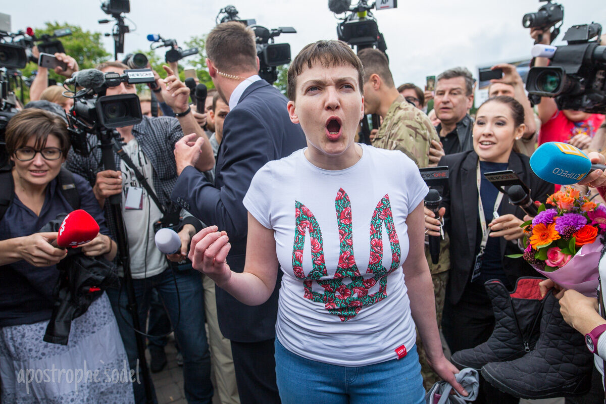 Naďa Savčenková bezprostředně po svém návratu na Ukrajinu.