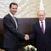 Diktátoři Vladimir Putin a Bašár al-Asad jsou dlouholetí spojenci (setkání v roce 2017).