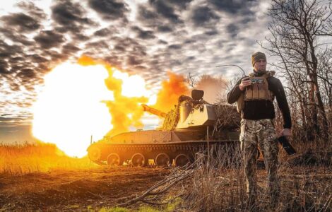 Ukrajinské dělostřelectvo v akci. Ilustrační foto