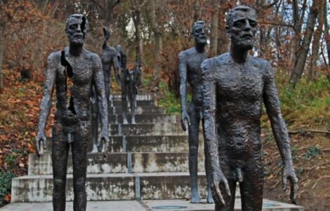 Památník Obětem komunismu na pražském Petříně