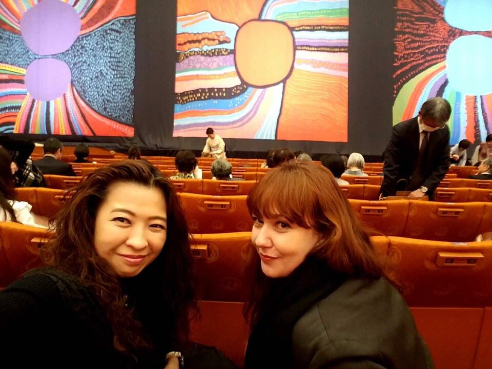 Helena Čapková s japonskou přítelkyní Yoko Kawasaki v Tokiu.