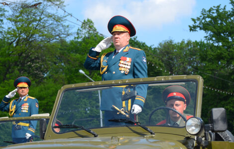 Ruský generál Guruljov bojoval v Čečensku i v Sýrii. Poté odešel do politiky.