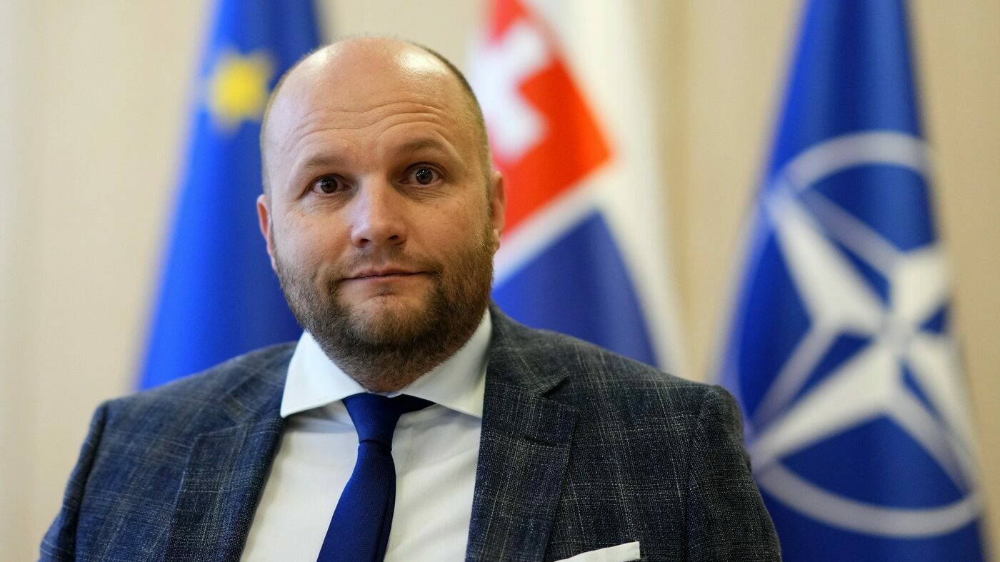 Předseda strany Demokrati, bývalý slovenský ministr obrany a v současnosti poradce ministryně obrany Jany Černochové (ODS) Jaroslav Naď