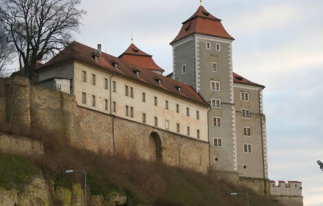 V Mladé Boleslavi žije přibližně 45 tisíc obyvatel a je tak počtem obyvatel po Kladně druhým největším městem Středočeského kraje. Na snímku místní hrad. 