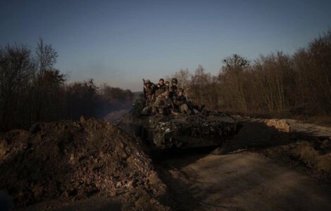 Ukrajinští vojáci během osvobozování Sumské oblasti v dubnu 2022.