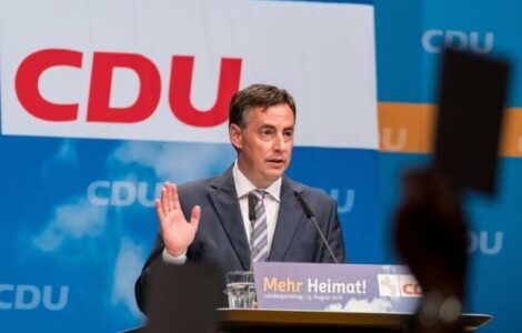 Předseda vítězné dolnosaské CDU David McAllister.