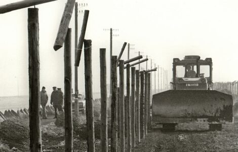 Budování železné opony na hranicích s Rakouskem