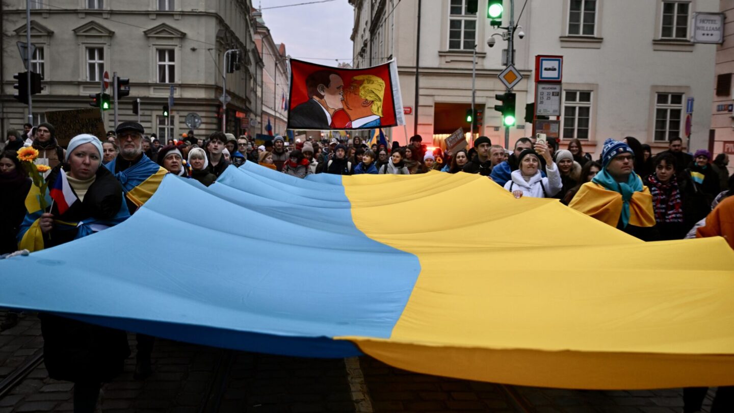 Demonstrace na podporu Ukrajiny, Praha, 23. 2. 2025