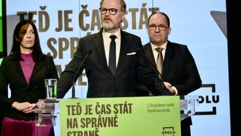Koalice SPOLU podepsala smlouvu a zahájila kampaň