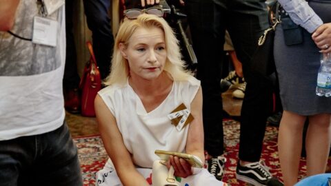 Lenka Šimůnková, matka Elišky zavražděné na FF UK, skončila svůj život rovněž tragicky.