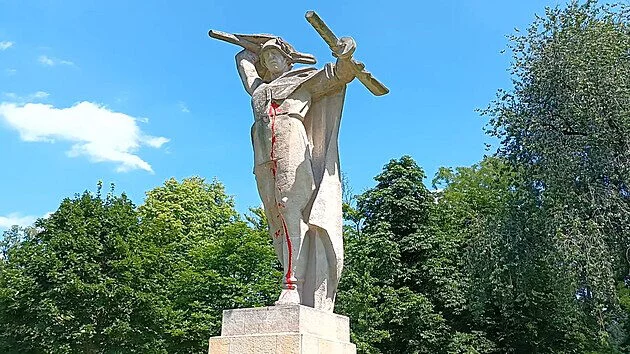 Zdá se, že příběh pomníku v Litoměřicích spěje k happy endu