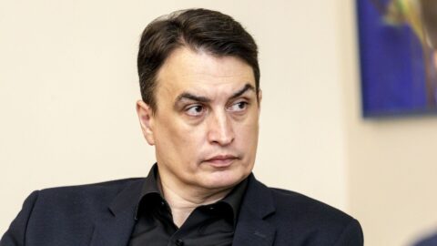Dlouholetý aktivista, ředitel komunikace a vztahů s veřejností slovenské pobočky neziskové organizace Paměť národa a bývalý první gentleman Slovenské republiky Juraj Rizman.